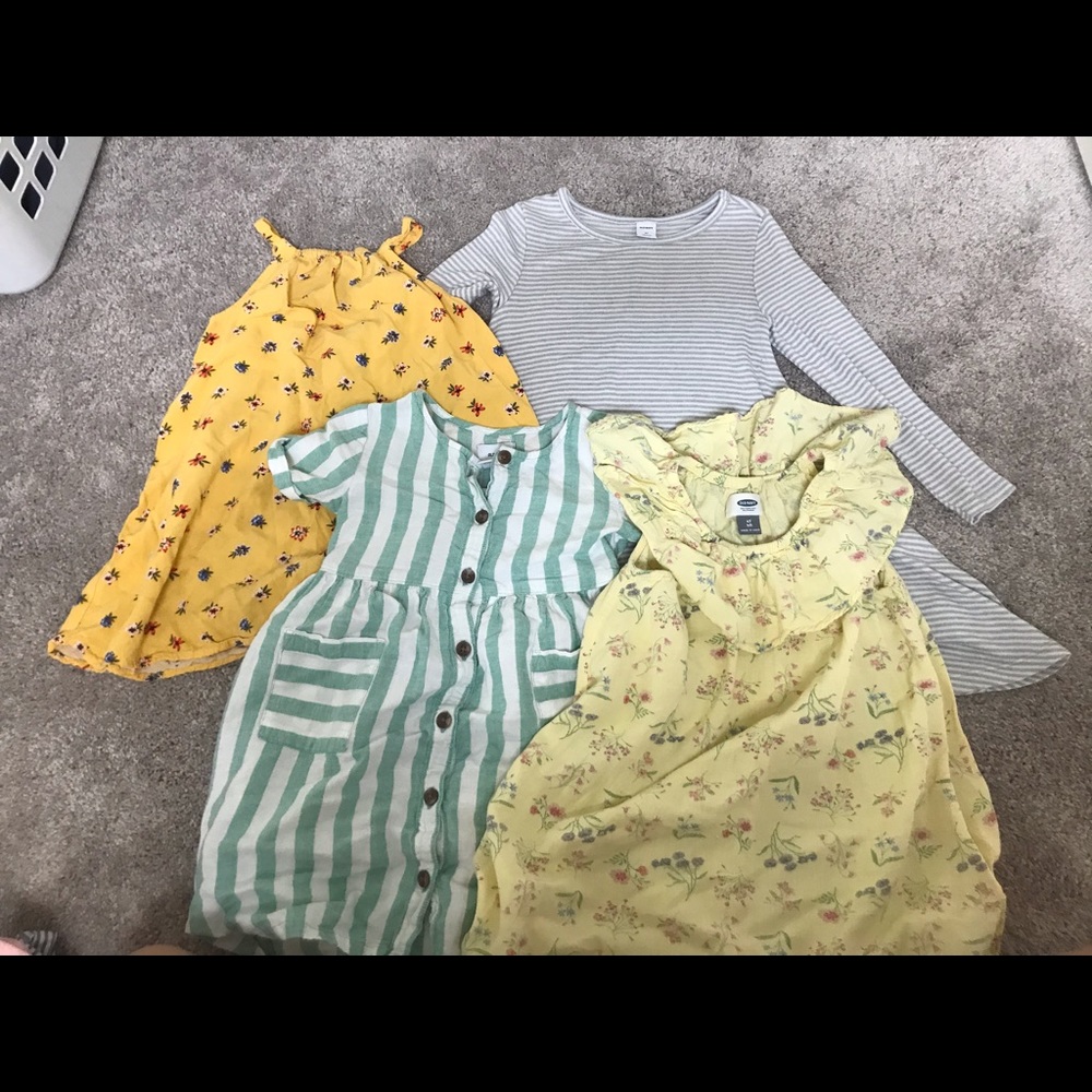 Old navy 4t bundle Lot of 4 dresses